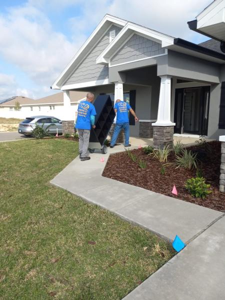 352 Movers LLC