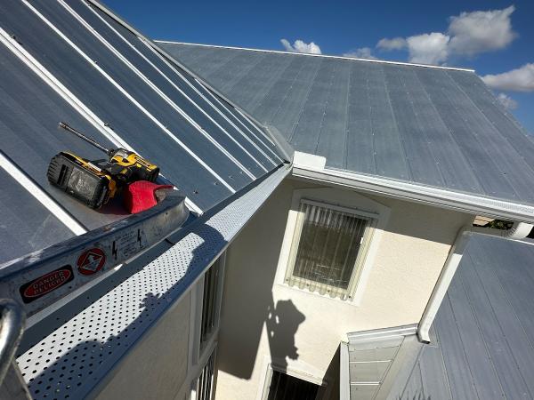 Avanti Gutters LLC