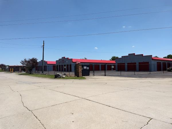Jud Mini Warehouse