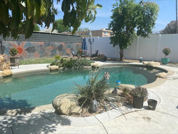 Pro Vinyl Fencing