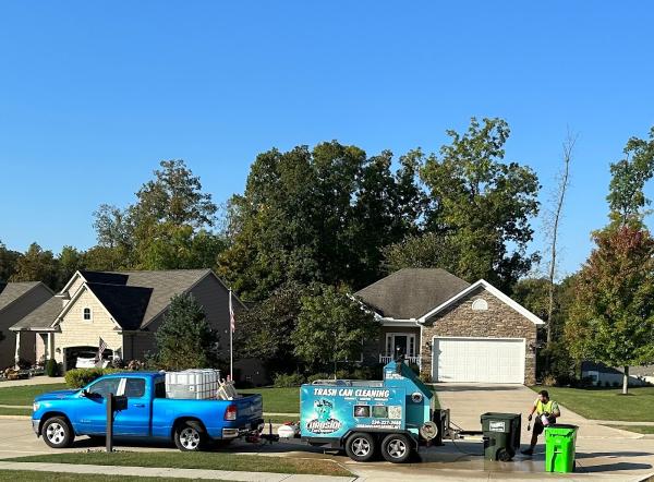 Curbside Can Cleaners