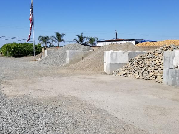 C.L. Smith Trucking Landscape Materials