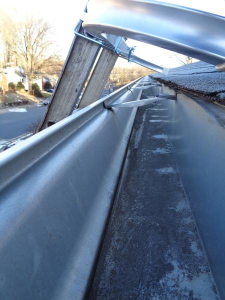 Gutter Cleaning Service