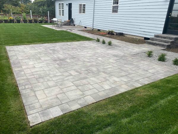D.p.m Construction & Landscaping