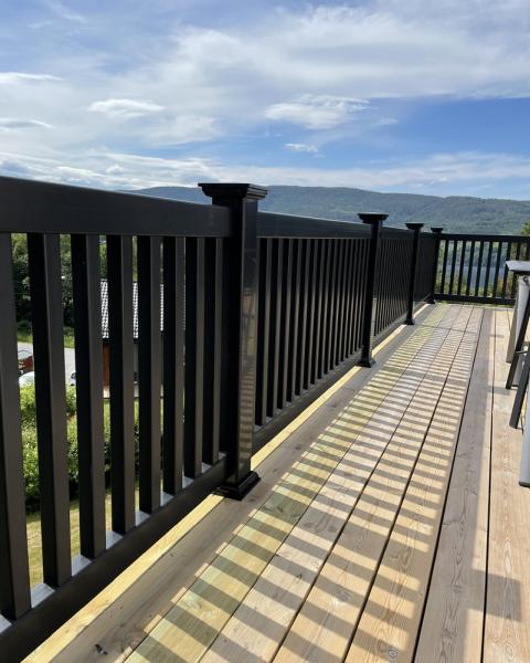 Royal Deck