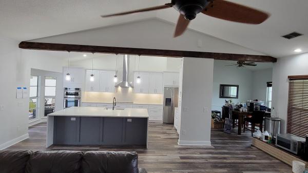 J & H Kitchen Studio LLC