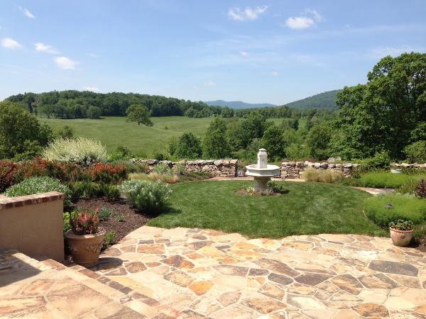 Earth Effects Landscaping