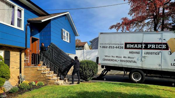 Smart Price Moving and Logistics LLC