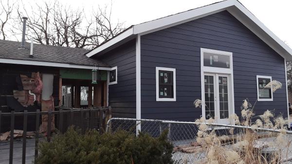 AAA Siding and Remodeling LLC