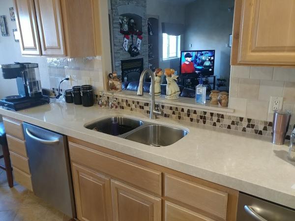 Stiltz Tile