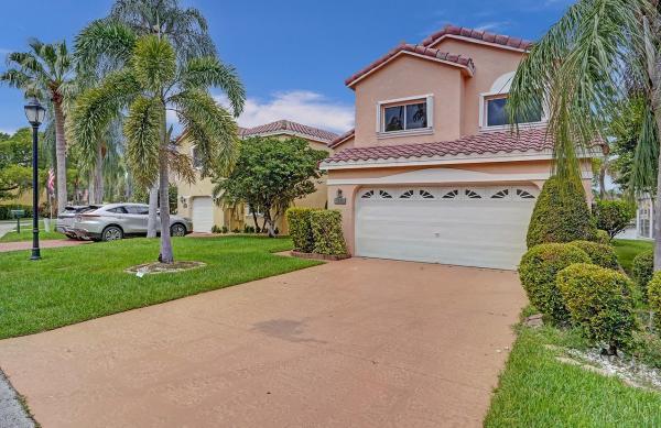 Raydiant Realty Julia Ray Broker