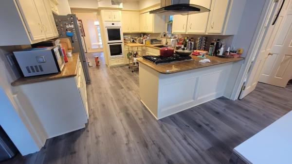 Ezequiel Flooring LLC