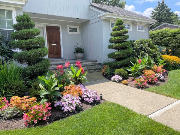 City & Estate Gardener Lawn Care & Landscape Maintenance