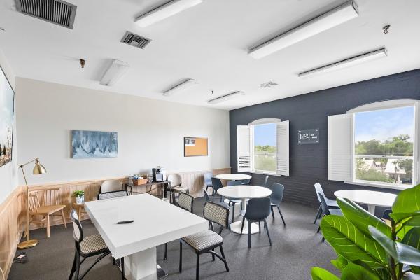 Jpar City and Beach & Expert Home Advisors