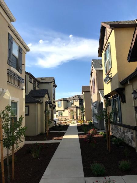 Lennar at Silveroak at Vineyard Creek