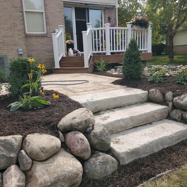 Thelen Landscape Inc