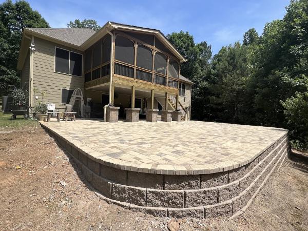 T Black Custom Hardscapes LLC