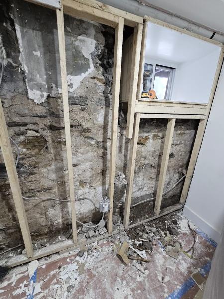 Crown Mold Specialists