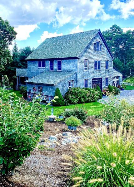 Moss Boss Roof Cleaning & House Washing