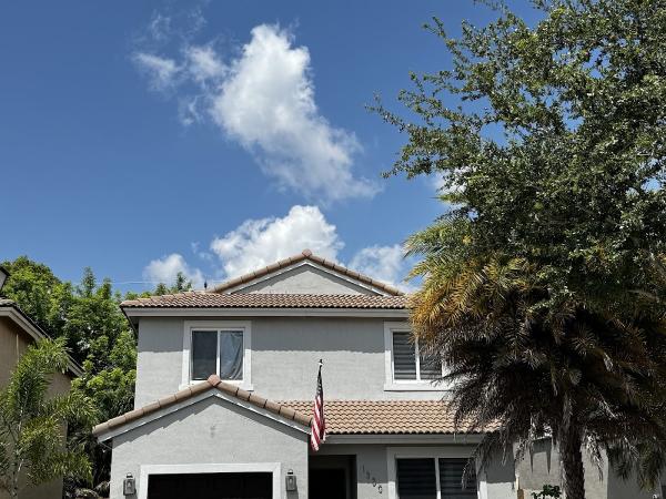 LZ Pressure Cleaning Llc