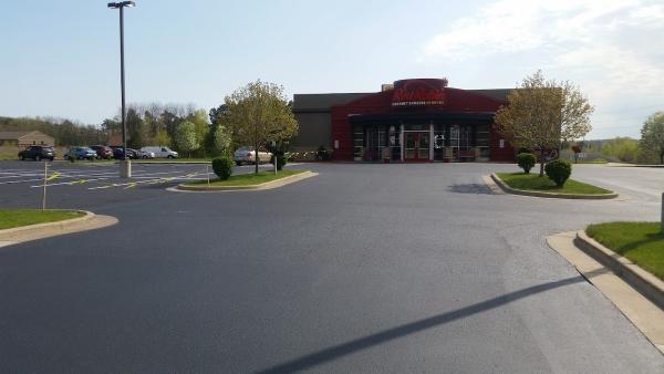 Custom Sealcoating & Paving