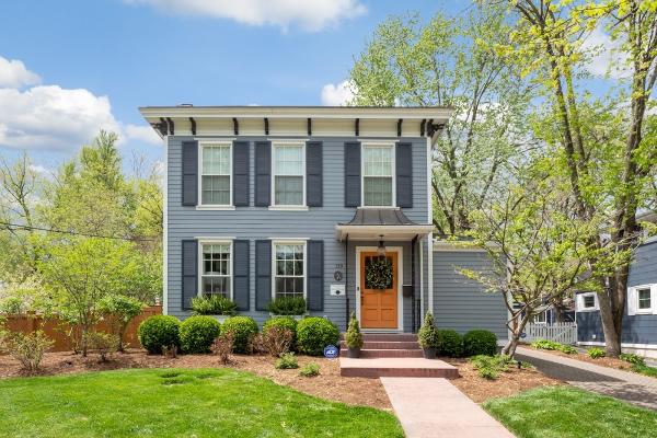 Dooley Rowe Real Estate Advisors at Compass Realty Group