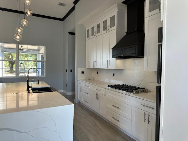 Junca's Kitchen Cabinets
