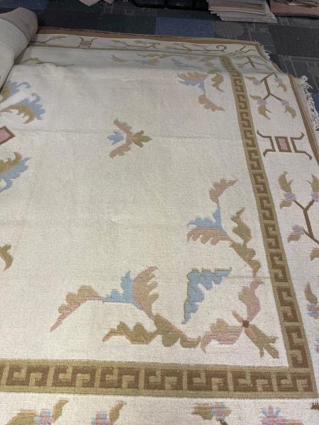A To Z Carpet & Rug Inc