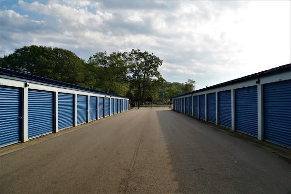 Barclay Self Storage