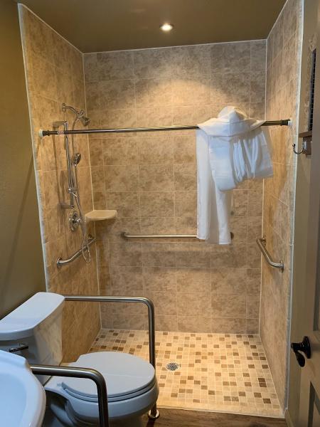 H & H Quality Construction LLC