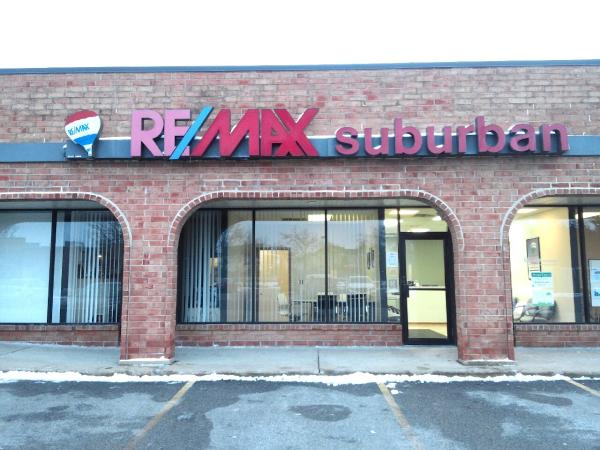 Bob Brandt Re/Max Suburban