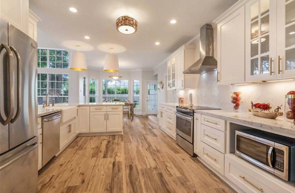 DL Cabinetry