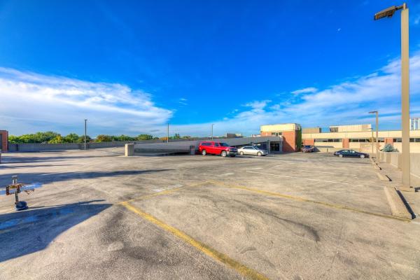 Hamline Park Plaza Auto & Boat Storage