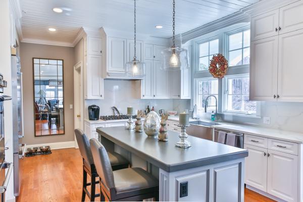 JM Custom Cabinetry