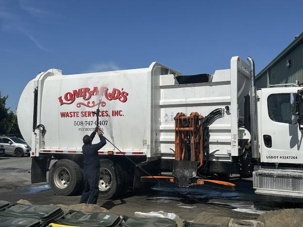 Lombard's Waste Services