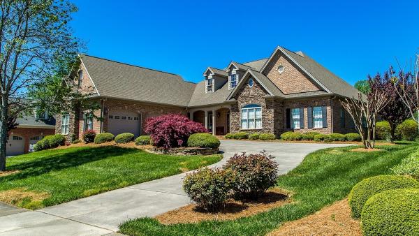 Lael Homes
