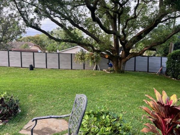 Premium Fence LLC