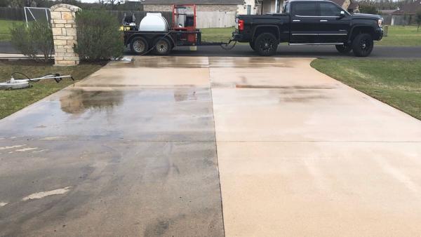 Brenham Power Washing / Soft Washing