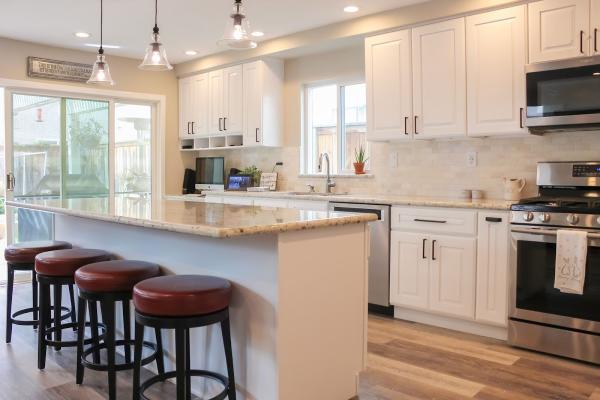 OMG Kitchen & Bath Specialists