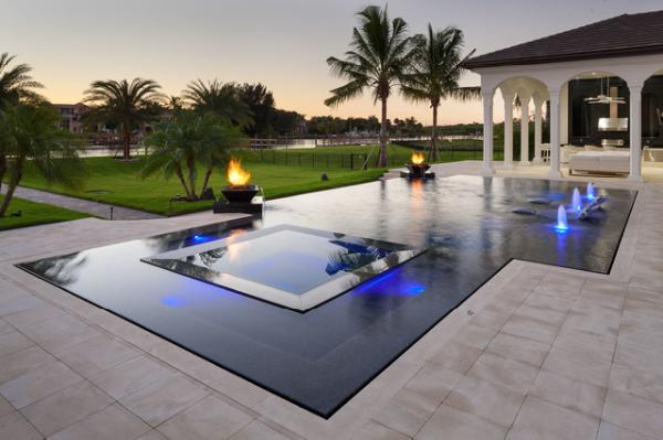 Ultra Marine Pools