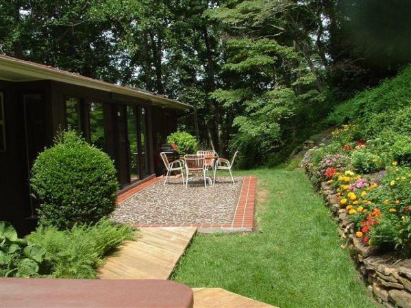 McCoy Tileworks LLC