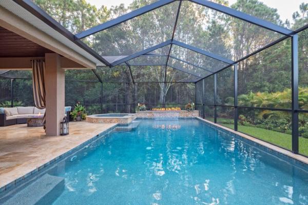 Larsen's Pool & Spa