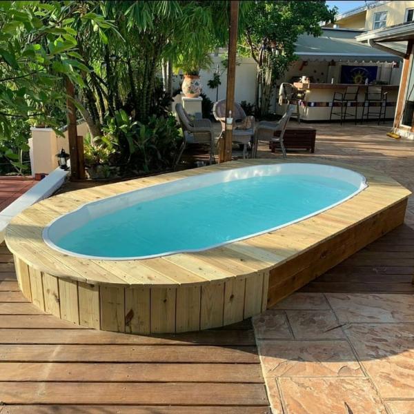 Gramar Pool Florida