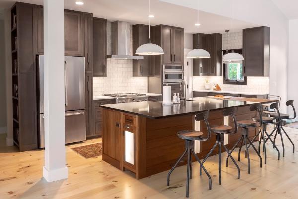 Hunter & Son Custom Cabinets