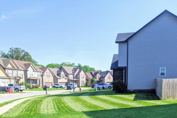 Mack's Lawn Care Service