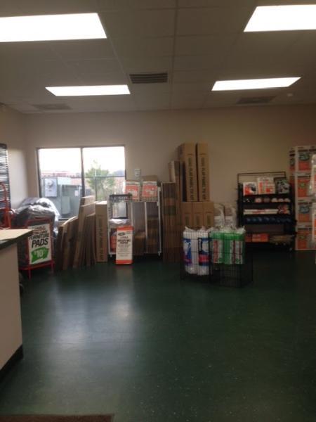Highway 401 Self Storage