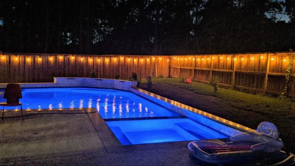 Carnahan Landscaping & Pools Inc