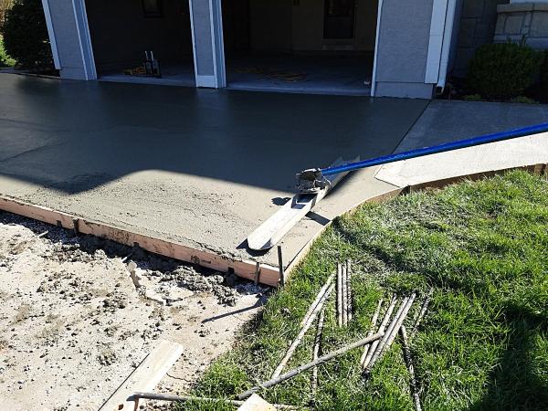 Hector's Concrete Contractor Shirley