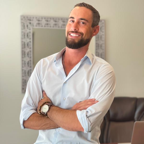 Alex McLeod