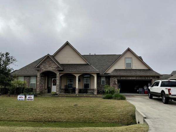Royal Roofing & Construction